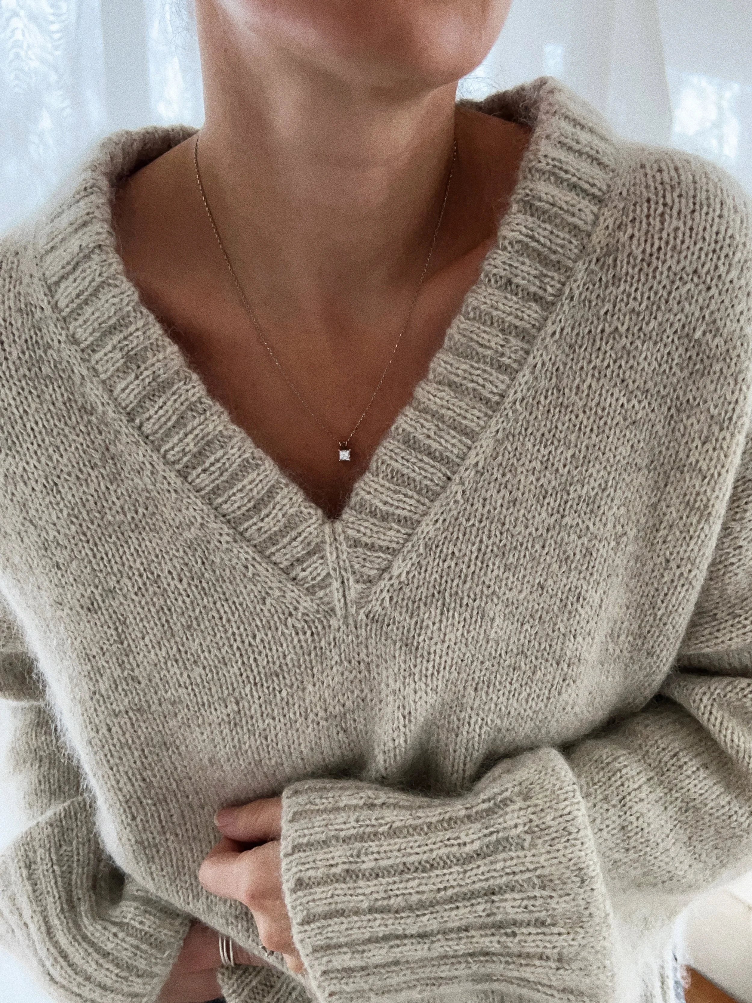 Harlow Sweater V Neck Knitting Pattern — Caidree